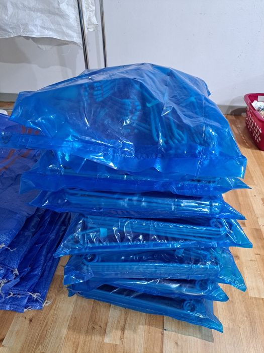 Wieszaki ubraniowe-nowe