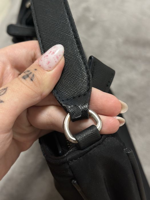 Сумочка від Guess