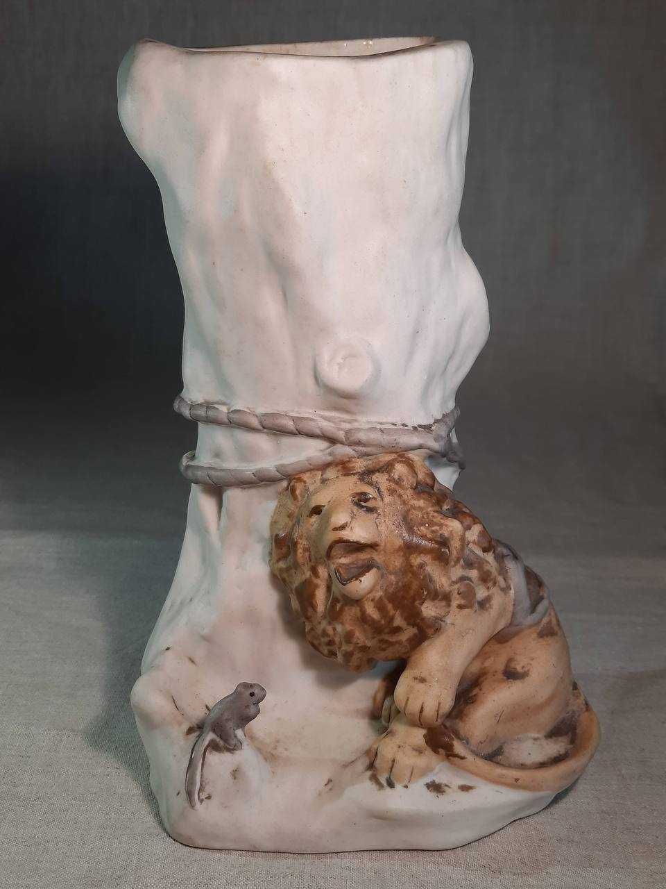 Статуэтка скульптура ваза пепельница Городница Вербилки фарфор бисквит