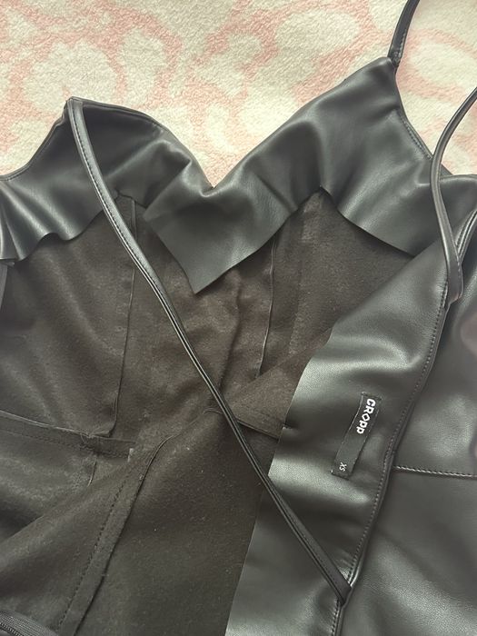 Sexy skórzana sukienka mini