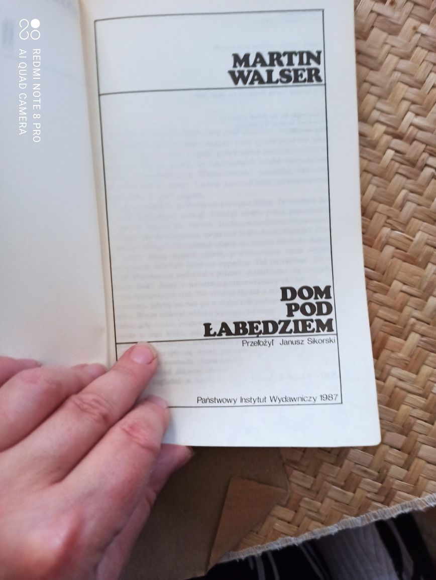 M. Walser Dom pod Łabędziem