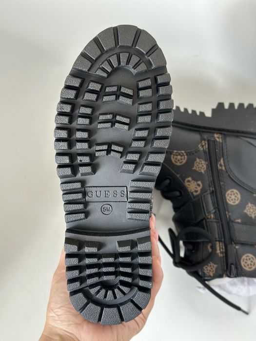 Оригінал! Черевики, ботинки Guess, розмір 35