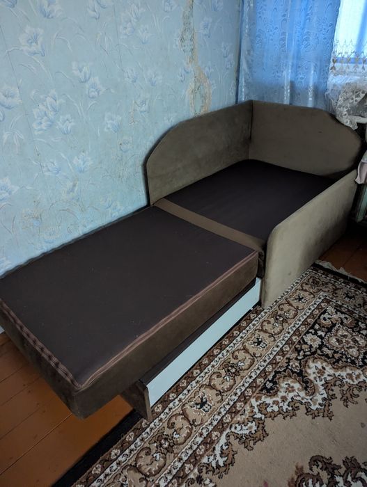 Продам диван малютка