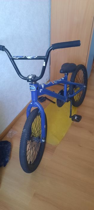 Продаю бмх в хорошем состояние