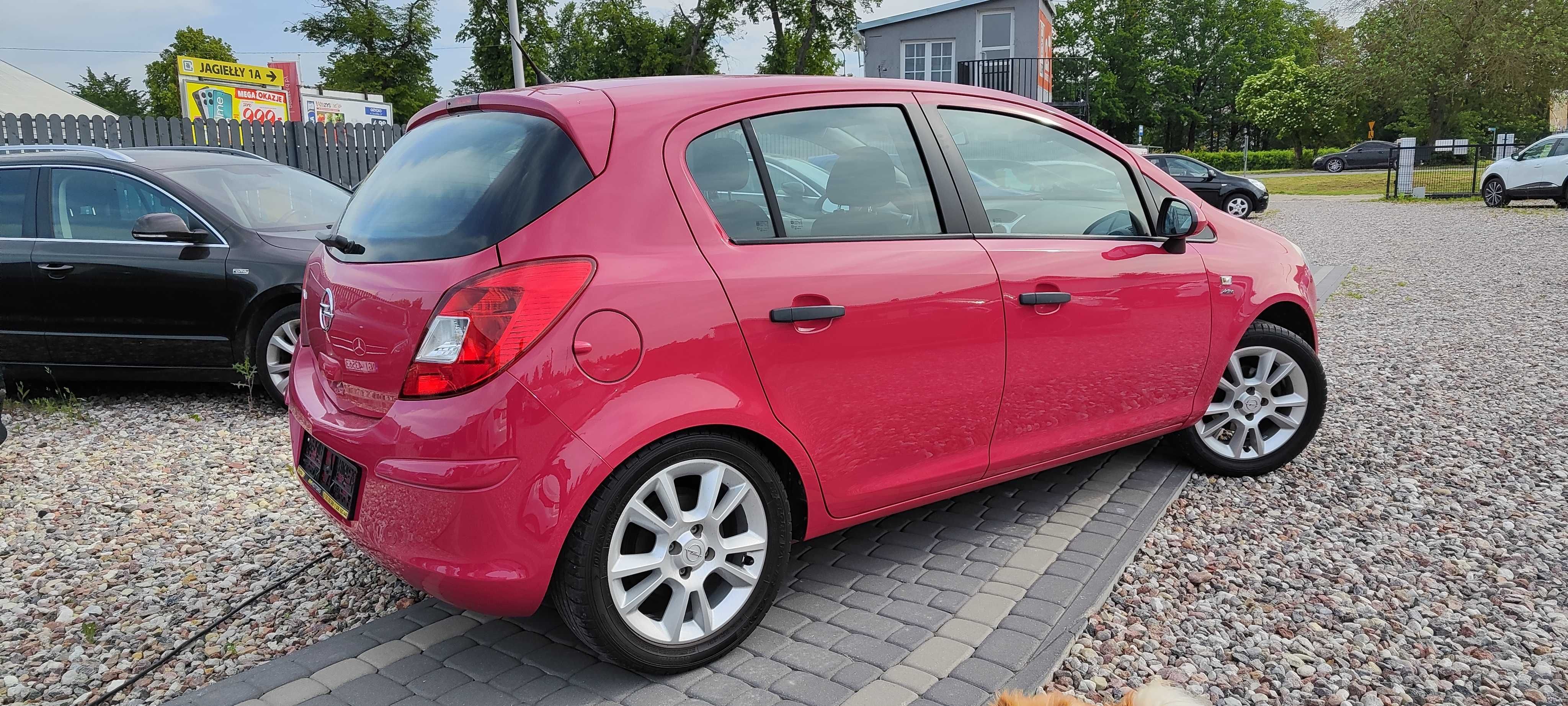 Opel Corsa 1,4 benzyna