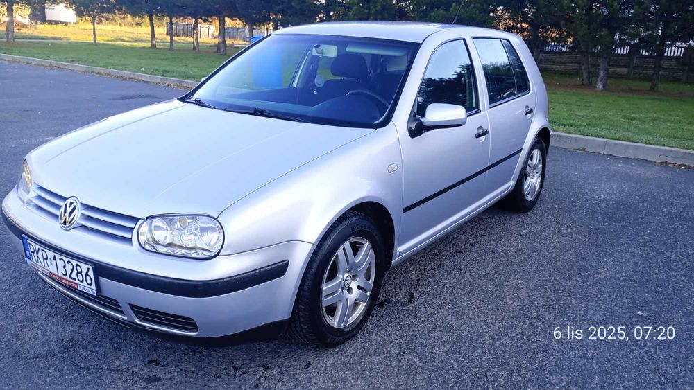 Volkswagen Golf 4 2000 r 1.9 tdi