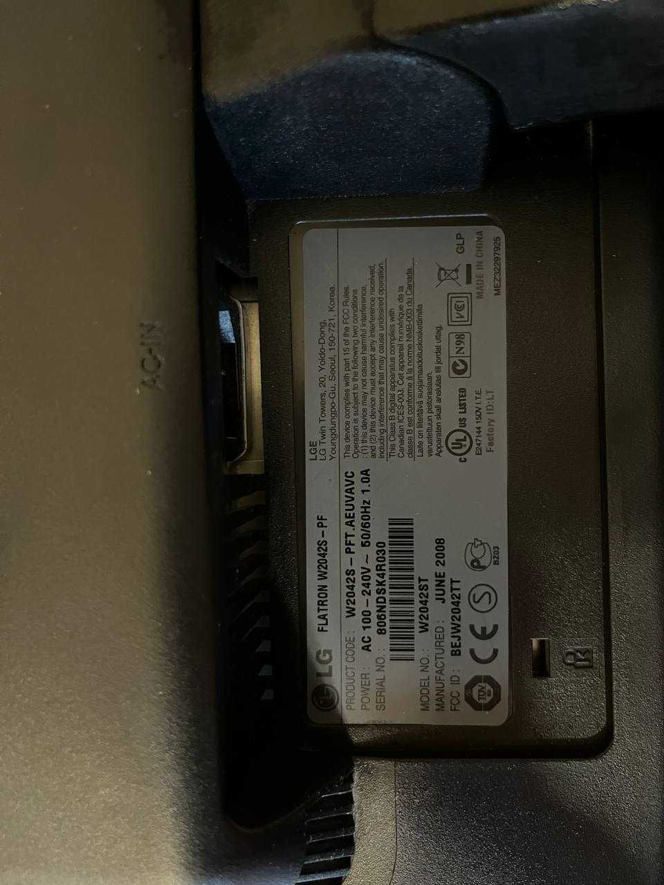 Монитор 20" LG Electronics W2042S-PF