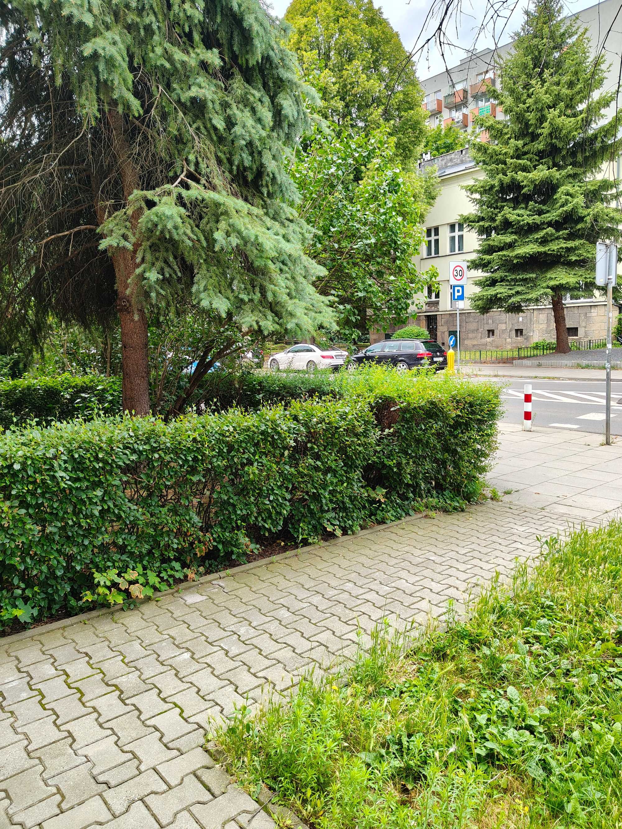 Wynajmę lokal usługowy handlowy 20m2 barber itp. ul.Prądnicka Kraków