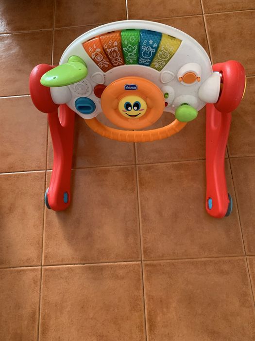Vendo brinquedo Chicco - Praticamente novo!