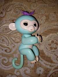Продам обезьянку игрушку интерактивную Happy Monkey Green оригинал