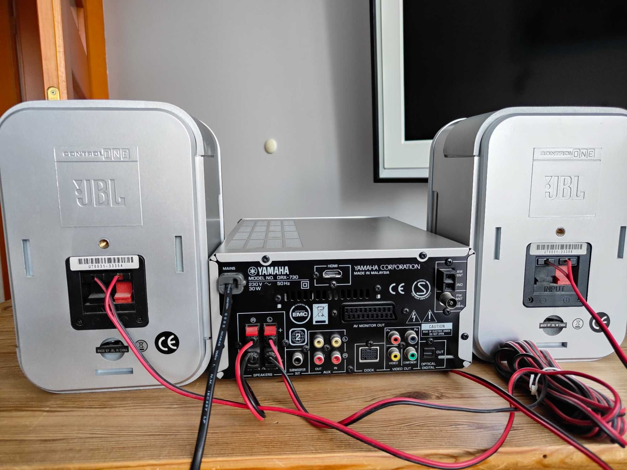 Głośniki ścienne JBL Control ONE srebrne