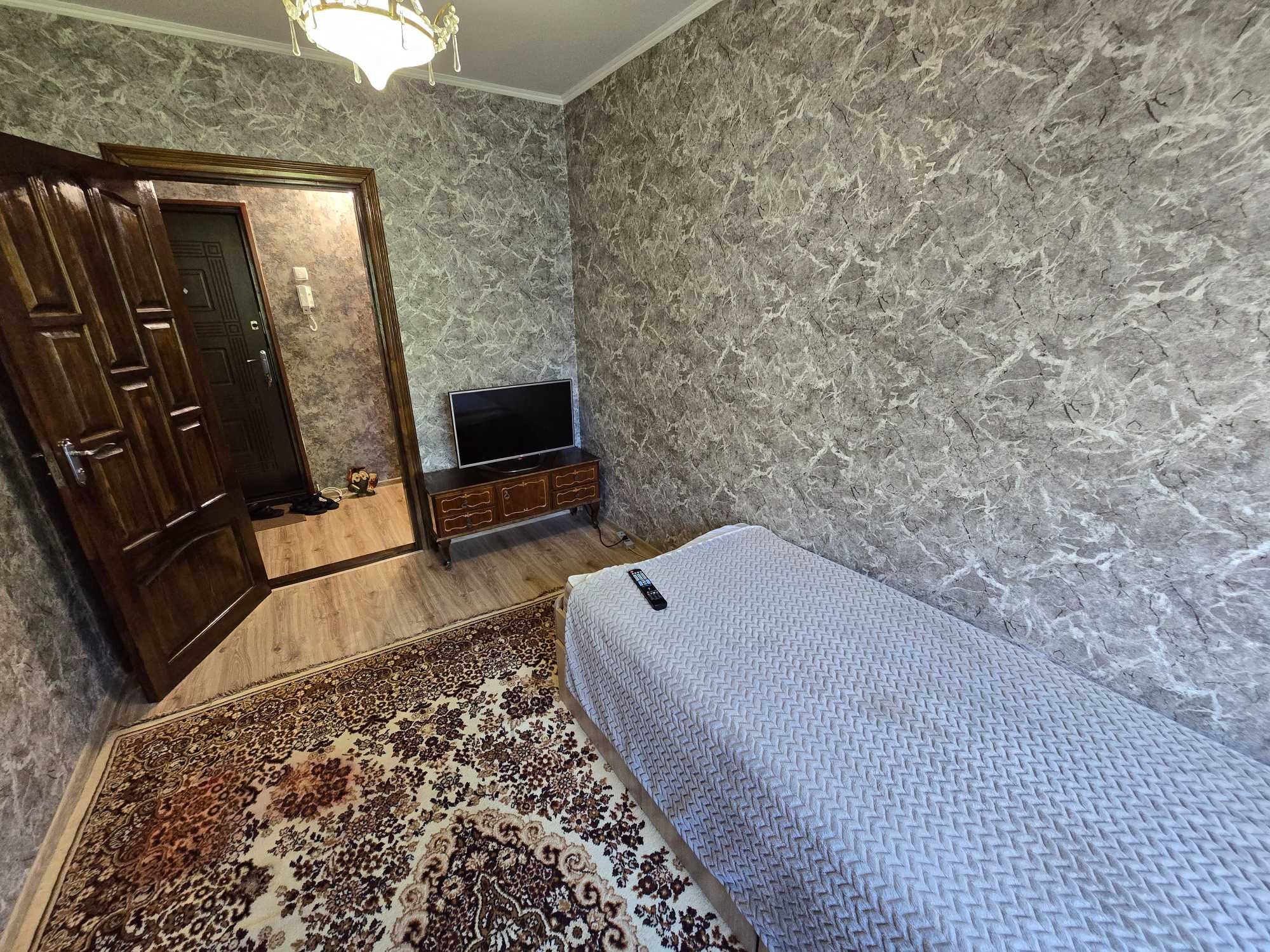 Здається 2-кімн.квартира по вул.Корнелюка в р-ні Київська,читайте опис