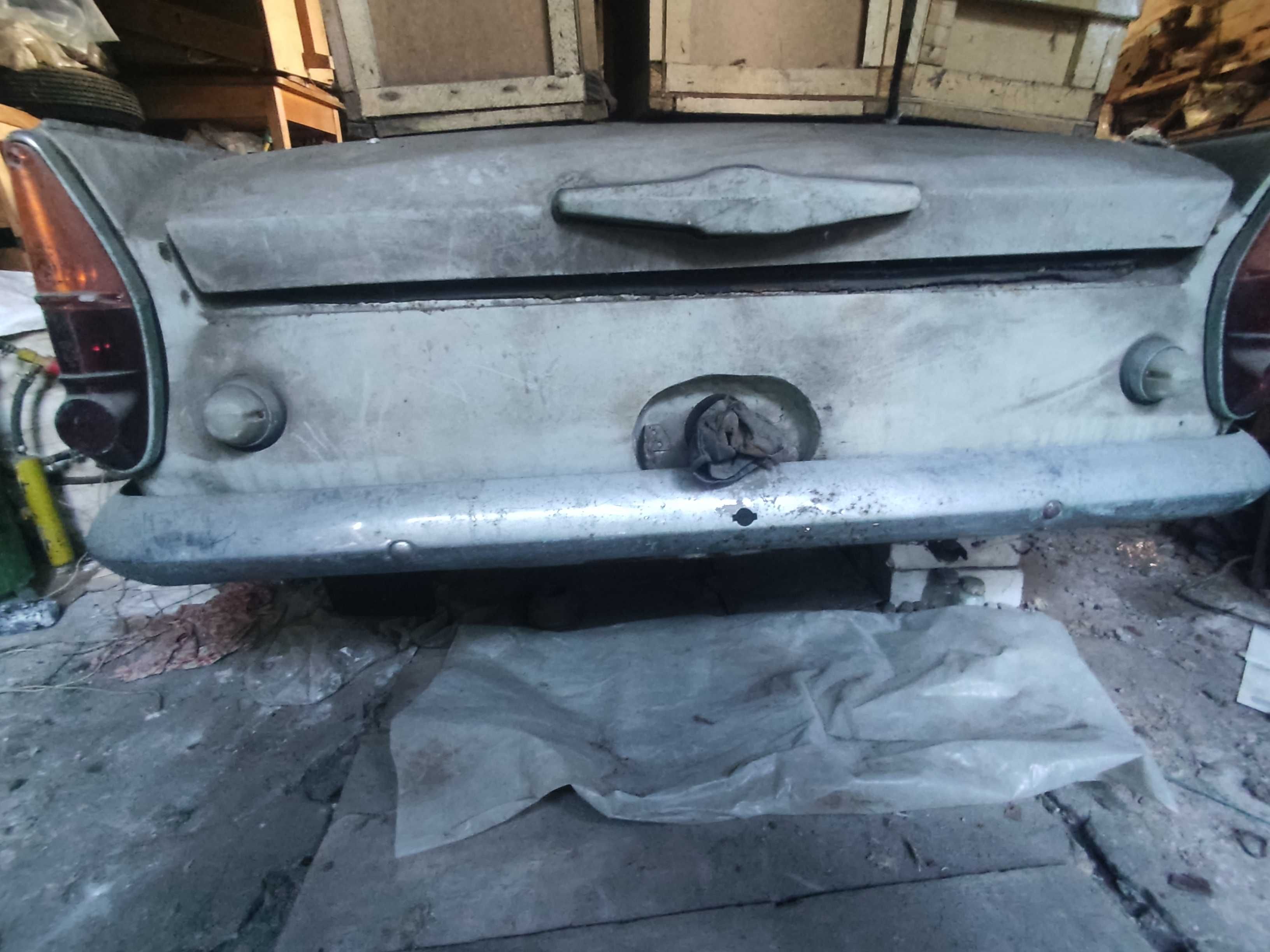 Двигун  та запчастини до автомобіля Москсвич-408 Е .