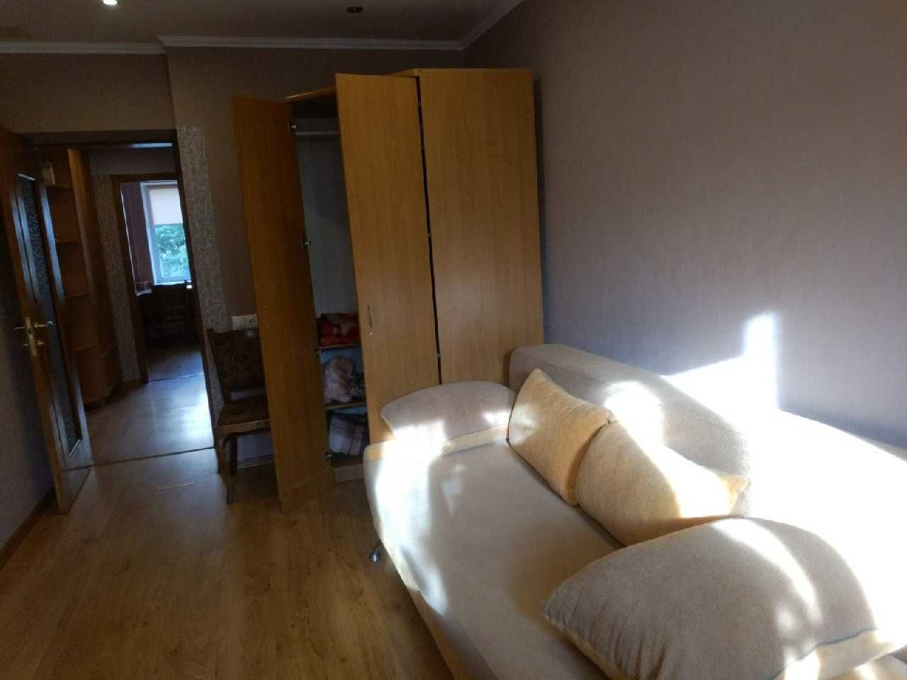 Продаж 3-к., Вербицького 8 , Дарницький р-н.