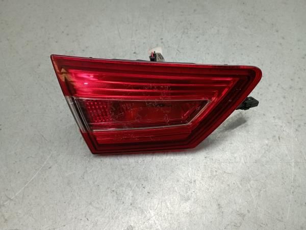 Farolim da mala esquerdo RENAULT Clio IV Société