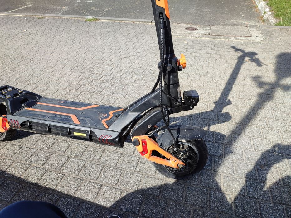 Terenowa Hulajnoga Elektryczna KuKirin G3 Pro, Potężne Silniki 1200W*2