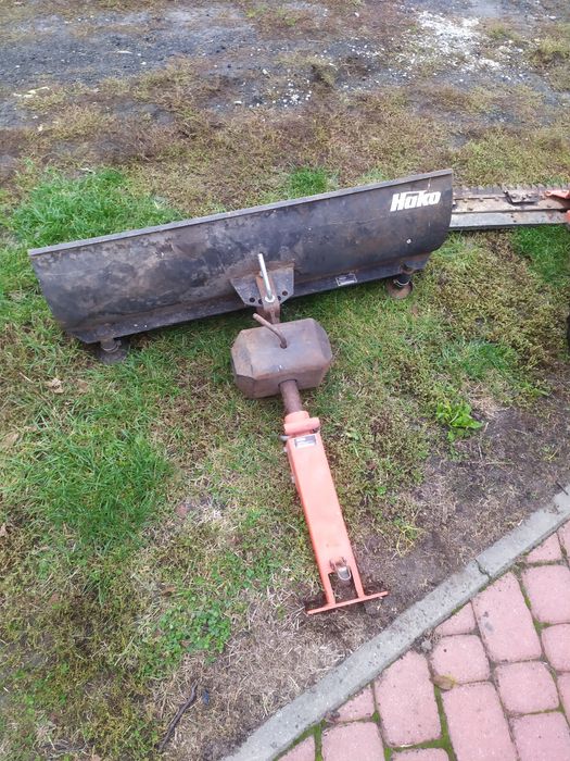 Hako kosiarka zamiatarka odśnieżarka
