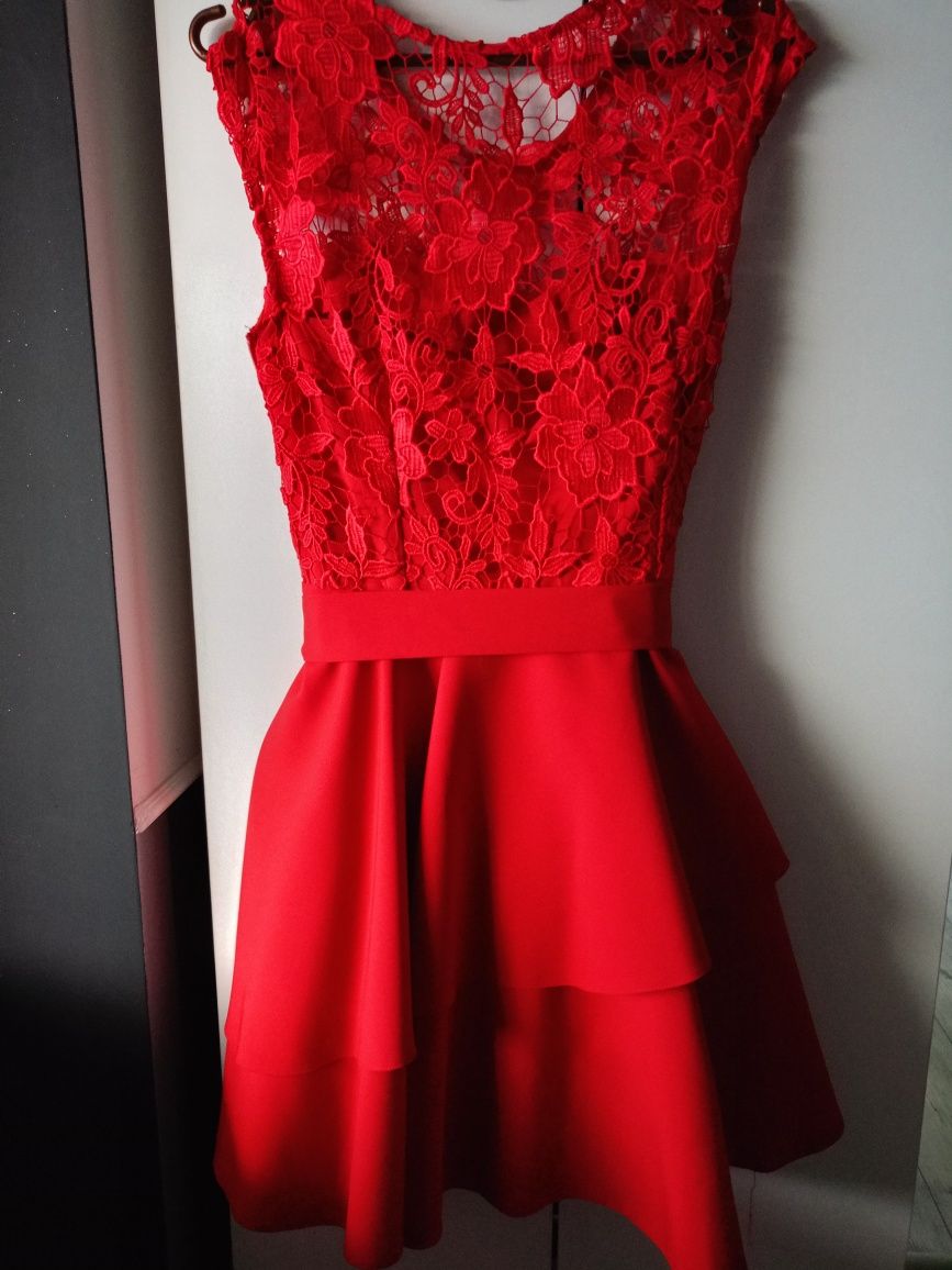 Elegancka sukienka M