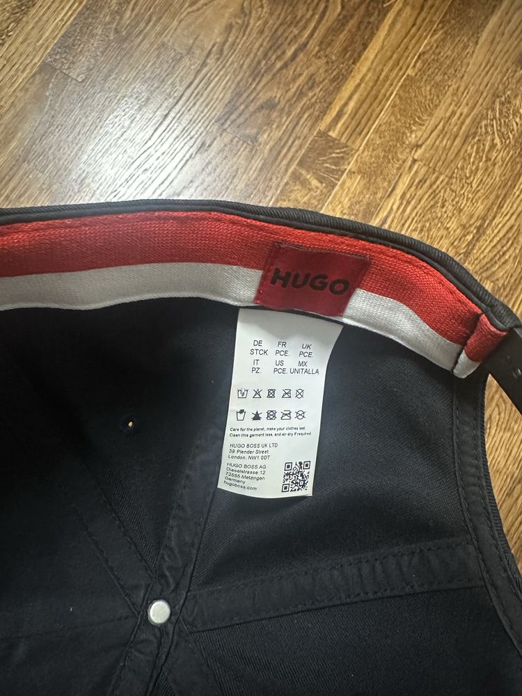 Чоловіча Бейсболка Hugo Boss оригінал