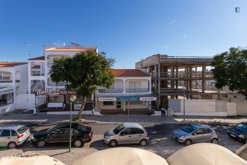 Apartamento com 2 quartos - localizado em Faro