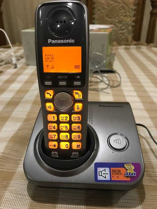 Телефон Panasonic KX-TG7207UA