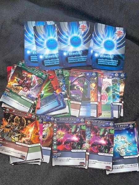 karty bakugan otwarcia i magnetyczne japońskie bakutech