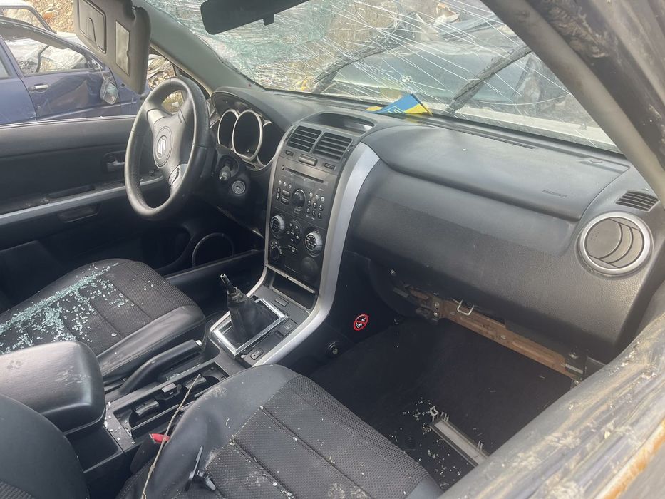 Разборка Suzuki Grand Vitara 2