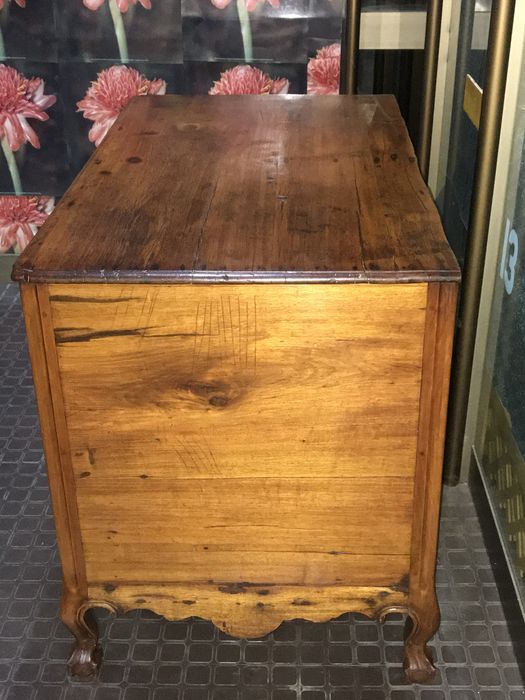 Cómoda paramenteira sec XVll- XVIII