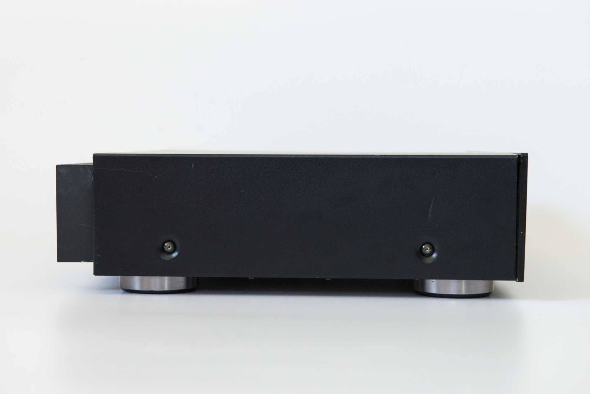 Wzmacniacz audio C.E.C. AMP3300R, hi-end, czarny