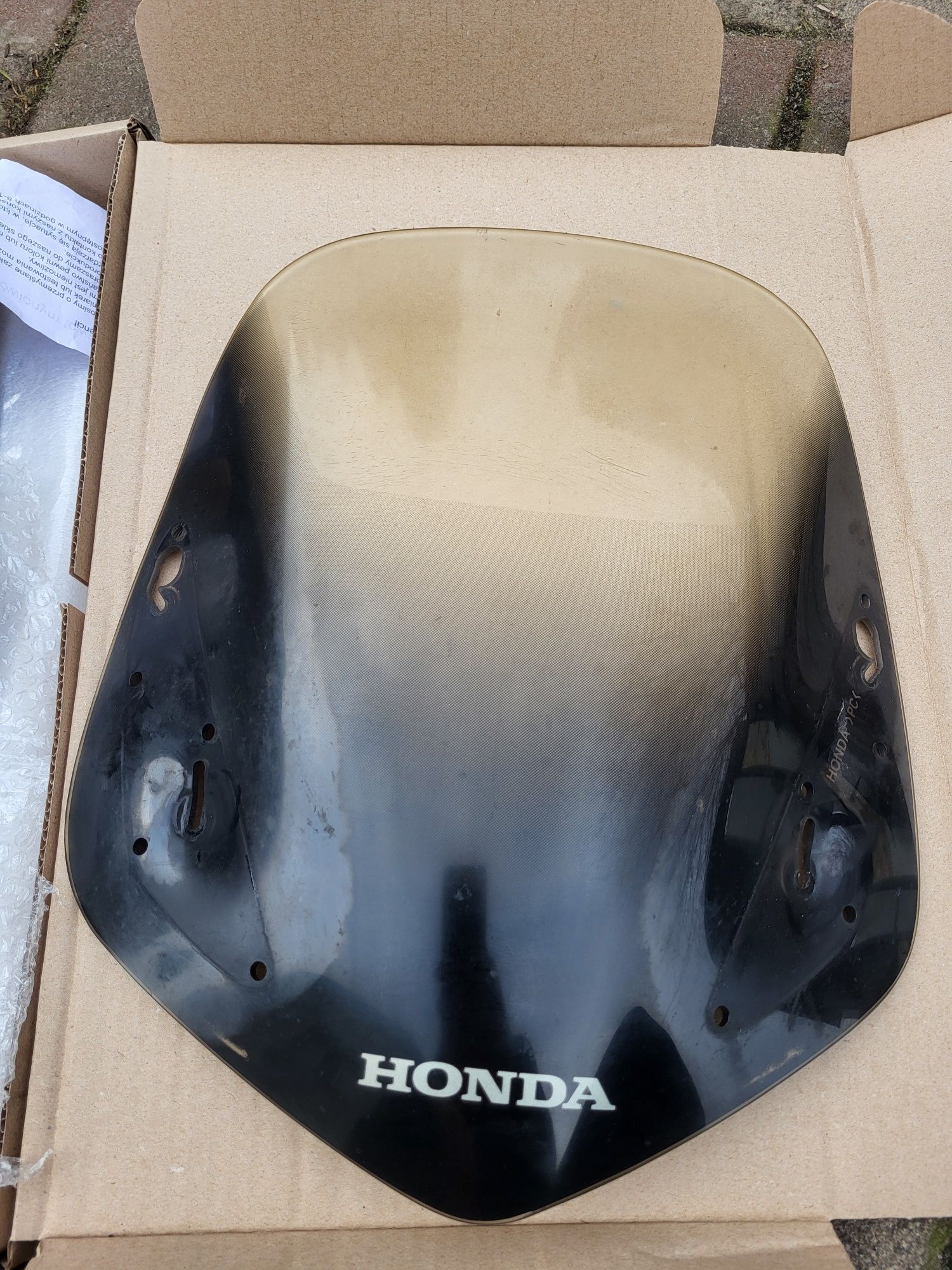 Лобове скло honda cbf600