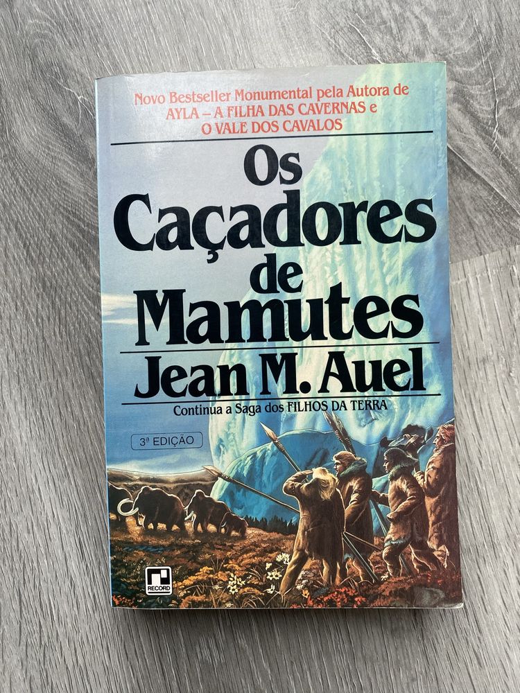 Saga “Filhos da Terra” de Jean M. Auel vols 2