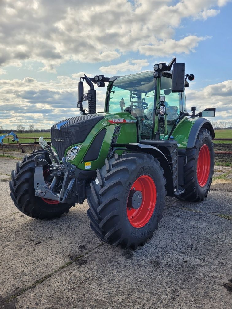 Fendt 718 Vario Gen6. Profi Plus