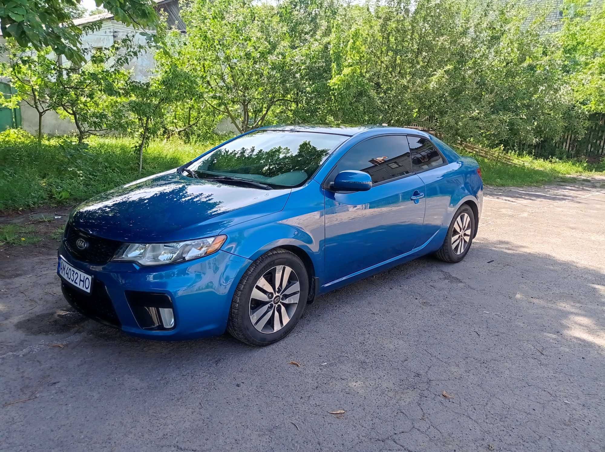 Авто kia forte koup