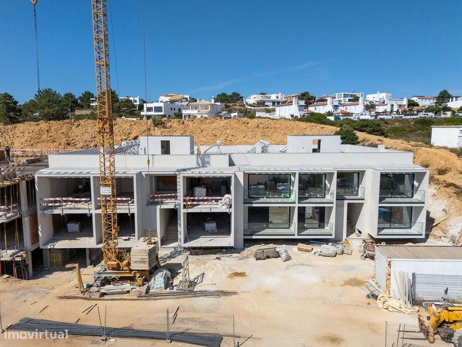 Novos Apartamentos  Modernos T3+1, Espartal/ Monte Clérigo