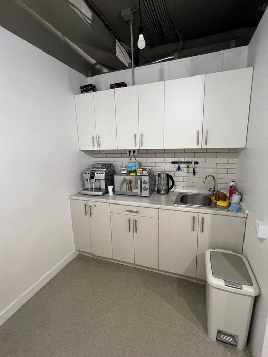 Здам офіс в ТРЦ, площа 240 м2, в стилі Лофт, метро Шулявська