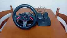 Volante gaming usado 2 ou 3 vezes