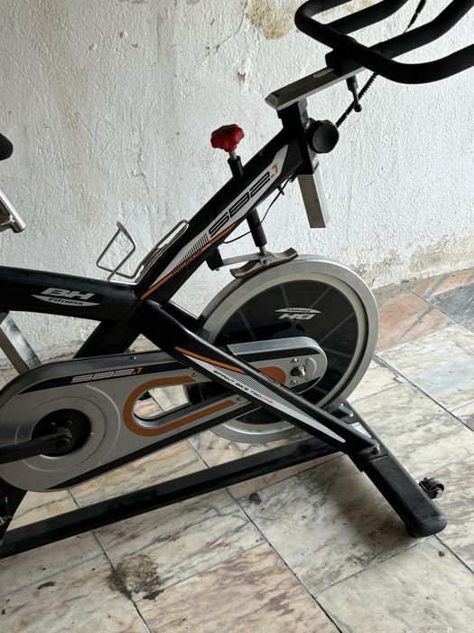 Bicicleta eltica pouco uso