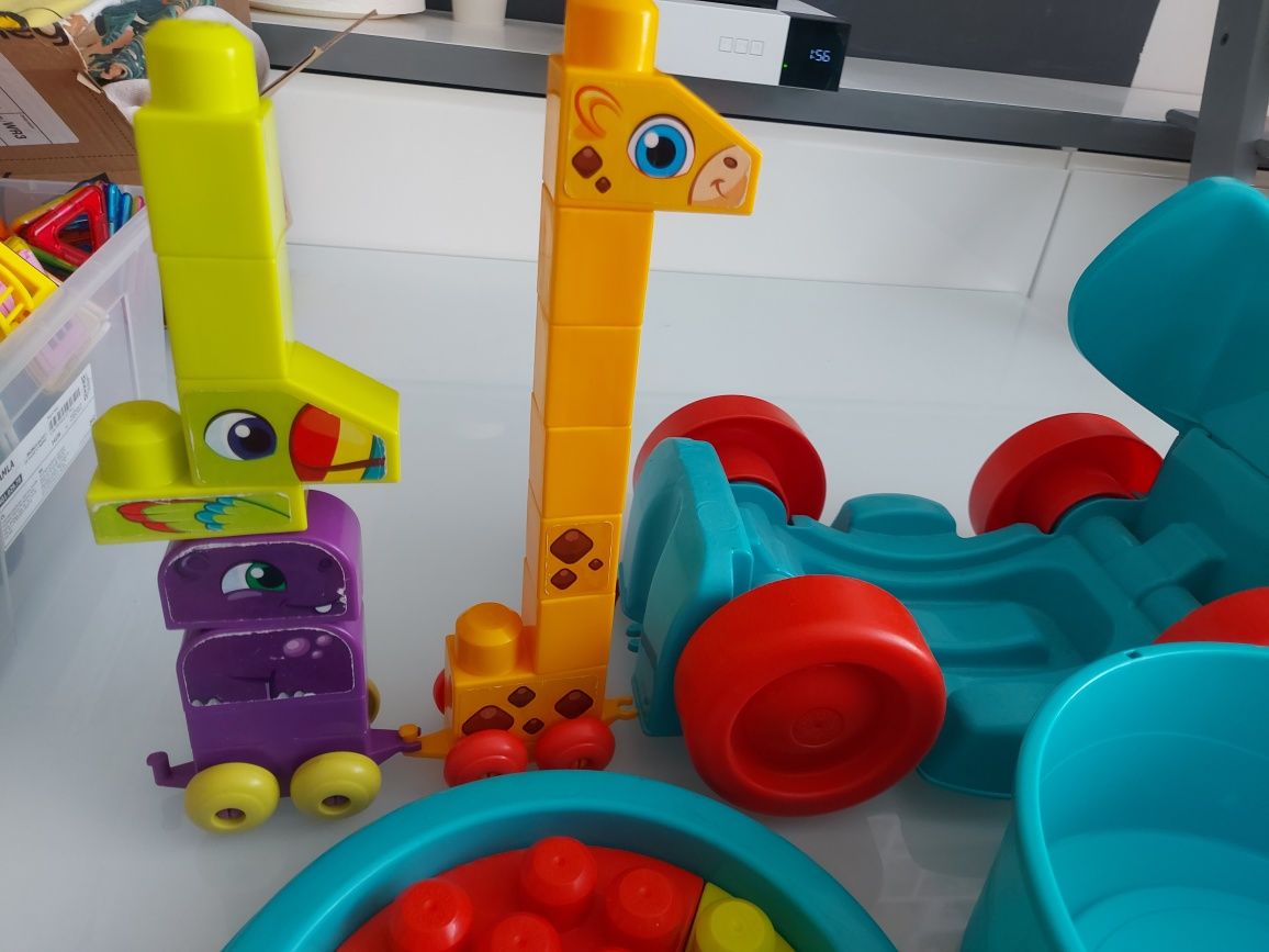 Słoń spacerowy Mega Bloks Klocki Pełny komplet Fisher Price