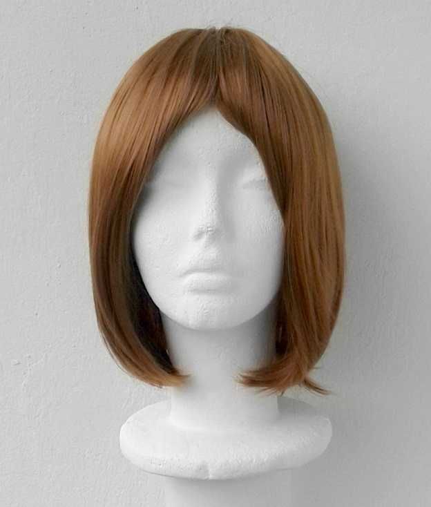 Brązowa krótka peruka bob z grzywką cosplay wig