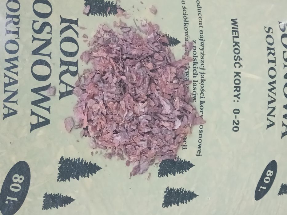 Kora sosnowa 80L średnia sortowana frakcja 20-40.