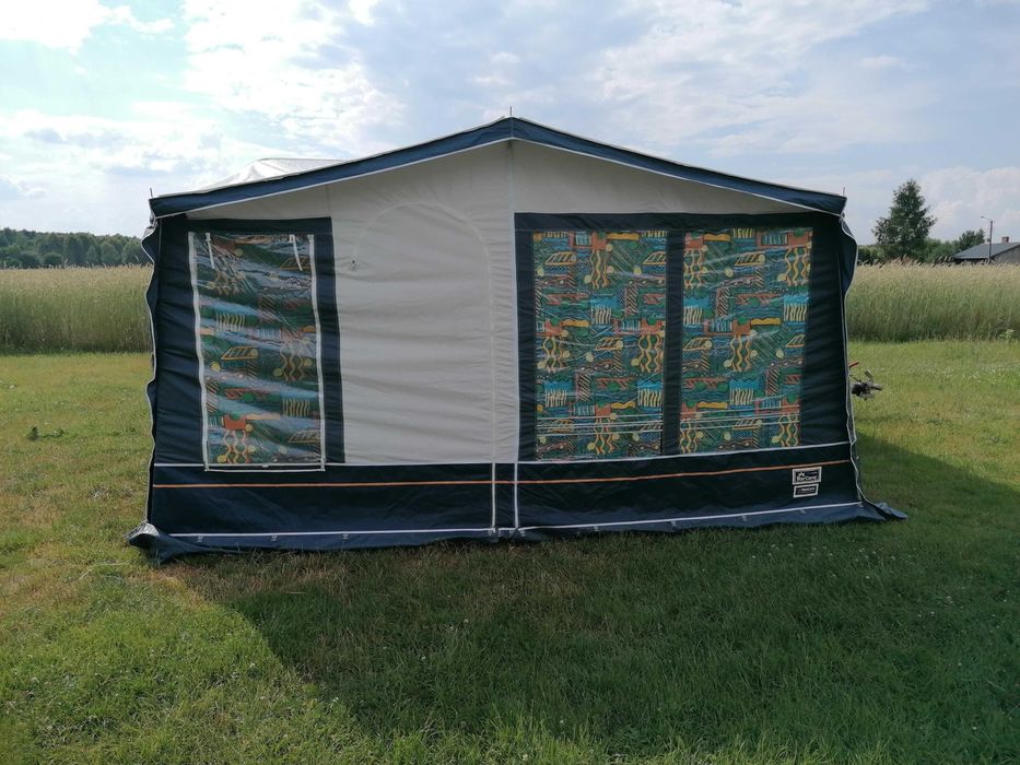 Przedsionek do przyczepy kempingowej pelny caloroczny