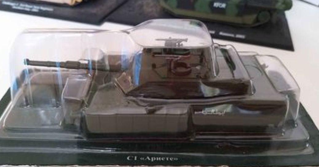 Tanques Guerra, Altaya e Ground Armor / Easymodel, escala 1/72