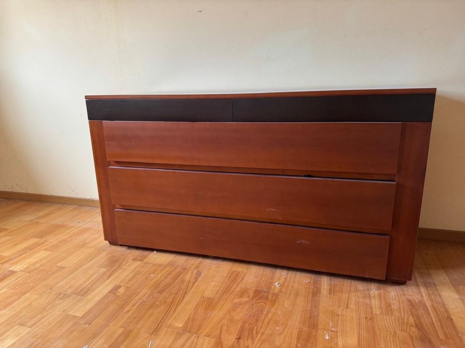 Comoda em optimo estado