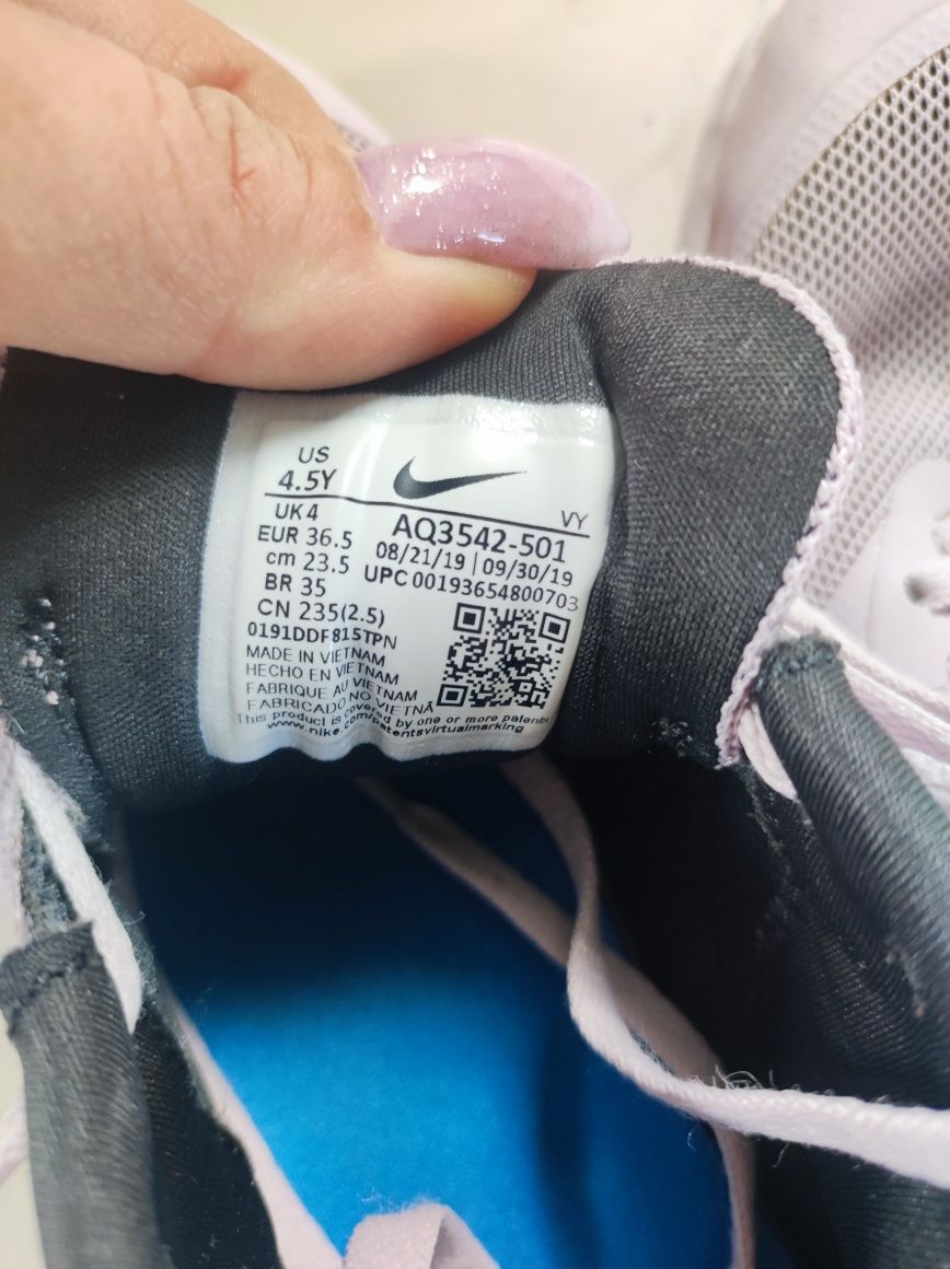 Nike r 36,5 długość wkładki 23,5