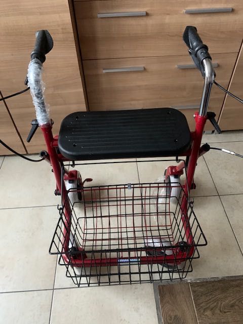 Chodzik balkonik składany czterokołowy podpórka RUSSKA Vital 120k NOWY