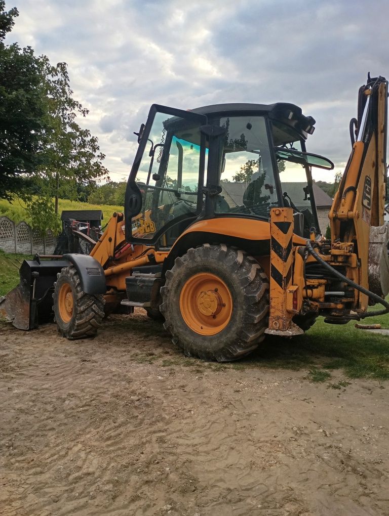 Jcb 3cx contractor umowa koparko ładowarka cat 428c