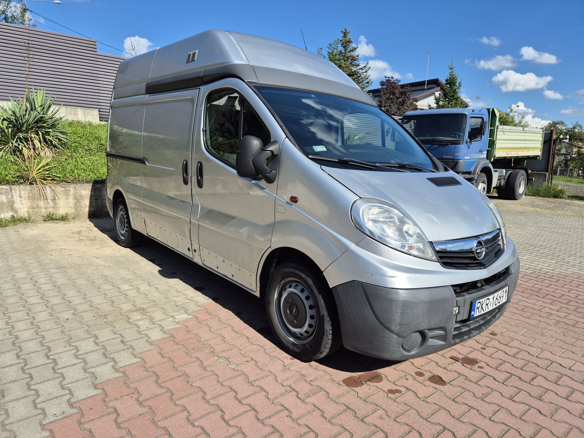 Opel Vivaro L2H2 2.0 cdti 115 KM rok 2007 blaszak