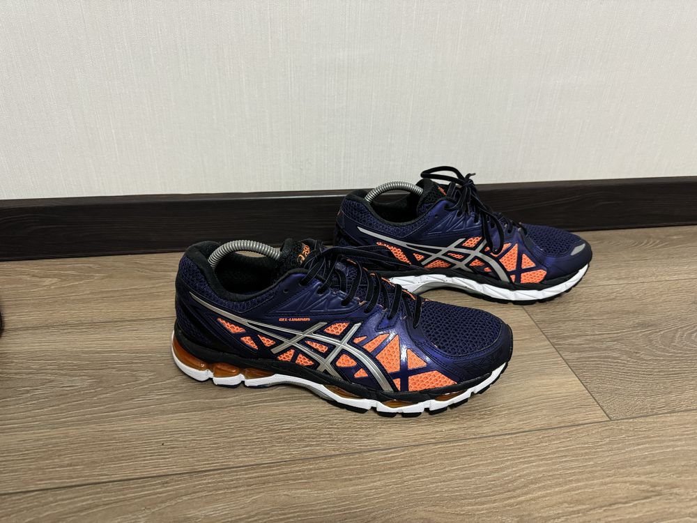 Кросівки для бігу Asics gel-luminus 44 розмір