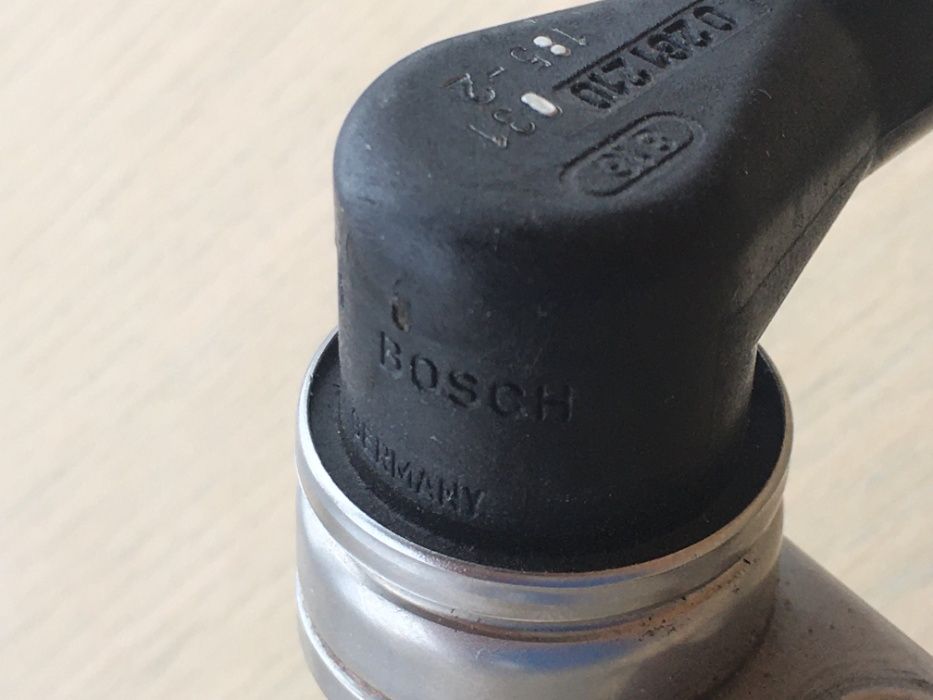 ДПКВ (датчик положення колінвала) Bosch 0261210031