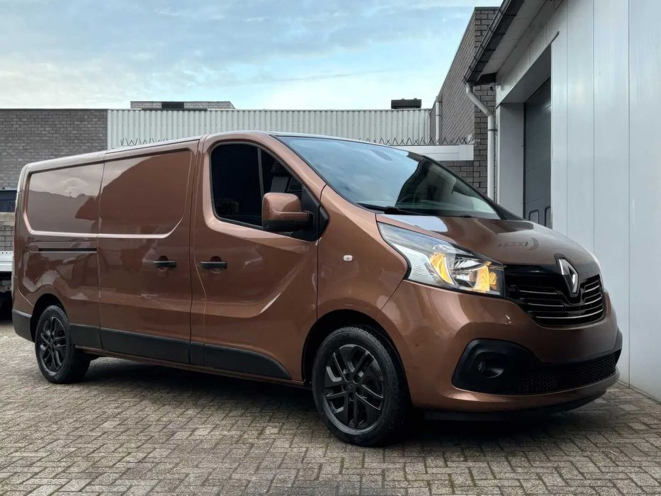 Renault Trafic      2015